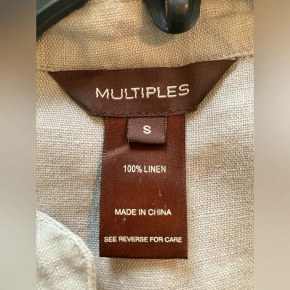 Multiples 100% Linen Long Sleeve Button Down Tunic Top. Size Small. - Picture 5 of 10